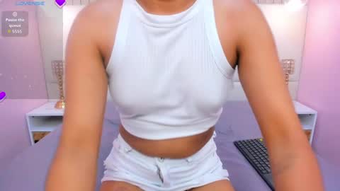 Snapshot of melanywayne_ chatting on 05.22.26 Melany online show from 05.22.26