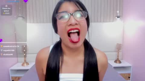 Snapshot of melanywayne_ chatting on 05.29.26 Melany online show from 05.29.26