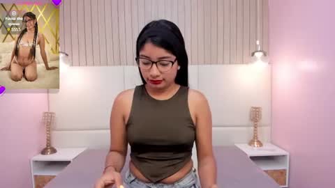 Snapshot of melanywayne_ chatting on 07.28.26 Melany online show from 07.28.26