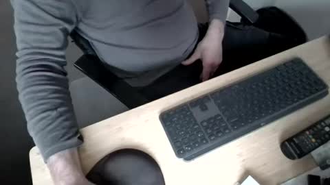 Snapshot of melbguy_075 chatting on 11.23.25 melbguy_075 online show from 11.23.25