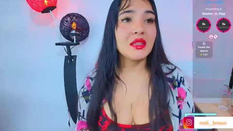    Independent model online show from 02.28.26