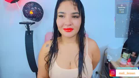    Independent model online show from 03.13.26