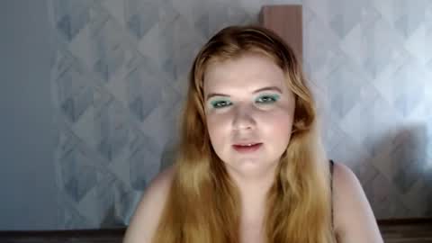 Snapshot of melina_beauty chatting on 05.09.26 Melina online show from 05.09.26