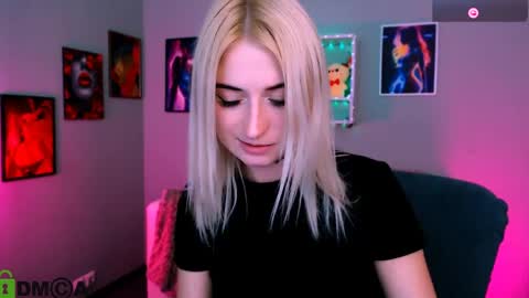 Snapshot of melisa_white1 chatting on 05.26.26 Melisa online show from 05.26.26