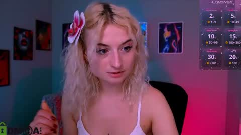 Snapshot of melisa_white1 chatting on 06.25.26 Melisa online show from 06.25.26
