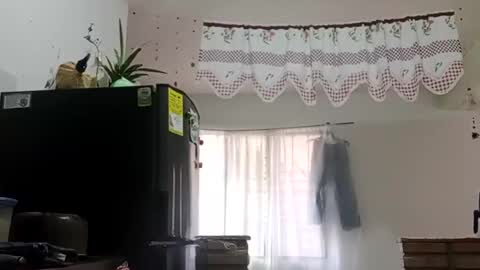 Snapshot of meliss1 chatting on 11.03.25 melissa online show from 11.03.25