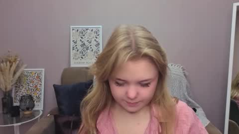 Sophia online show from 10.24.25