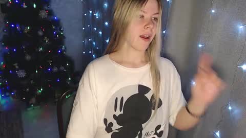 Melissa  Ray online show from 12.30.24