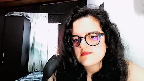 Snapshot of melissa_and_dany chatting on 02.23.25 Melissas Corner online show from 02.23.25