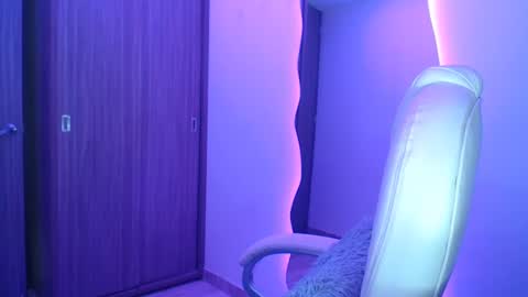 Lau   online show from 03.11.25