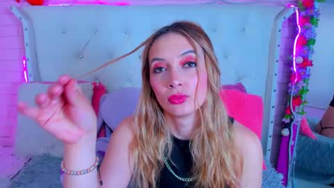 Snapshot of melissa_walker_ chatting on 02.27.25 Meli online show from 02.27.25