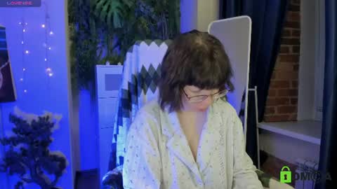 Snapshot of melissa_wells chatting on 06.25.26 Melissa online show from 06.25.26