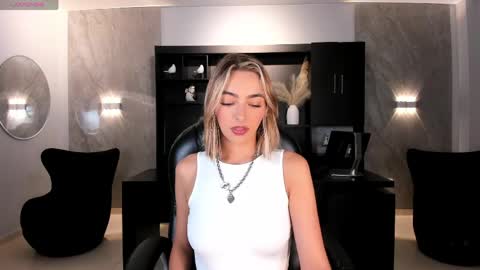 Call me Meli online show from 05.11.26