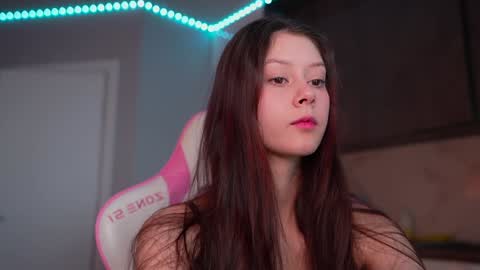 Snapshot of melissaxcbx chatting on 10.23.25 NEXT STREAM in 7 3gmt--- online show from 10.23.25