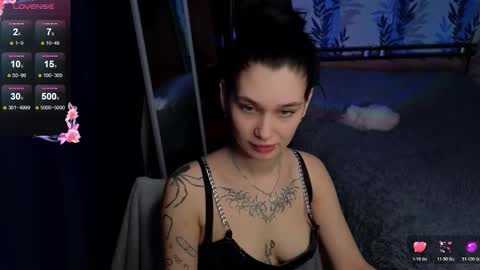 Snapshot of mella_freya chatting on 03.25.26 Freya IM NONUDE online show from 03.25.26