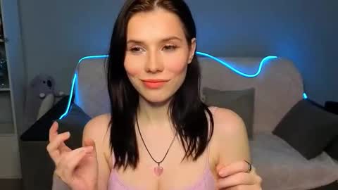 mellhyees online show from 02.27.26