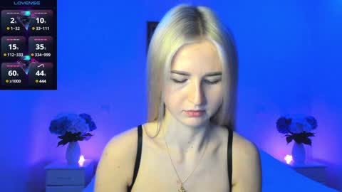 Snapshot of mellina_tey chatting on 12.23.24 Mellina online show from 12.23.24