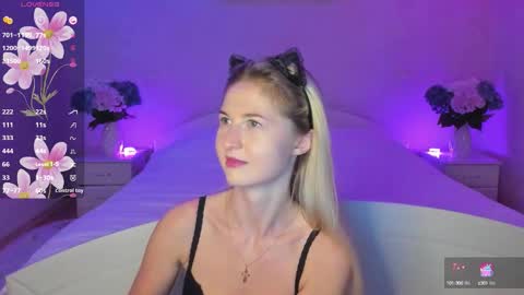Snapshot of mellina_tey chatting on 09.16.25 Mellina online show from 09.16.25