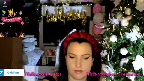 Snapshot of mellisaangel chatting on 12.22.25 MellisaAngel online show from 12.22.25