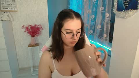 Snapshot of mellonmayre chatting on 01.12.25 mellonmayre online show from 01.12.25