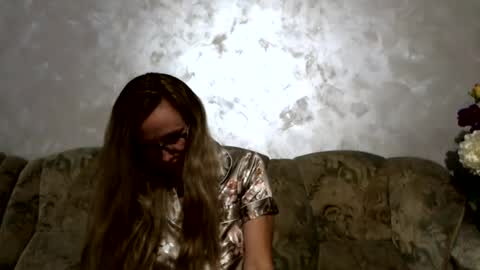 Snapshot of melly_rosey chatting on 07.29.26 Melly online show from 07.29.26