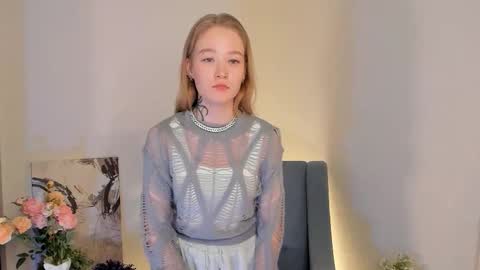 Snapshot of melodievejar chatting on 12.17.25 melodievejar online show from 12.17.25