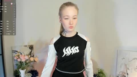 Snapshot of melodievejar chatting on 01.18.26 melodievejar online show from 01.18.26