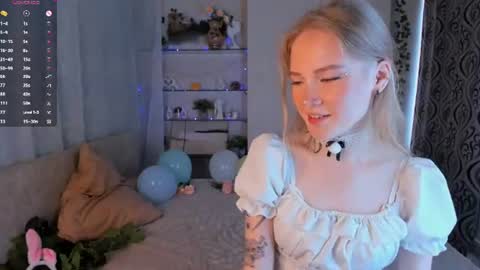 Snapshot of melodievejar chatting on 06.13.26 melodievejar online show from 06.13.26