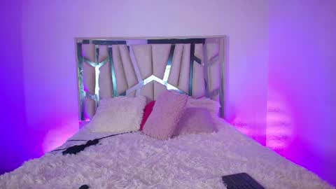    online show from 05.06.26