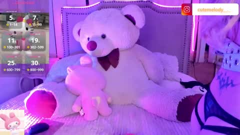 Snapshot of melody_chers chatting on 10.07.25 melody_chers online show from 10.07.25