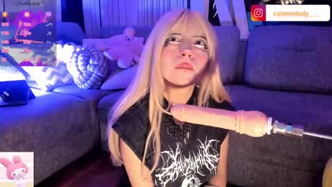 Snapshot of melody_chers chatting on 10.10.25 melody_chers online show from 10.10.25