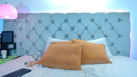 Luisa Castro online show from 12.28.24