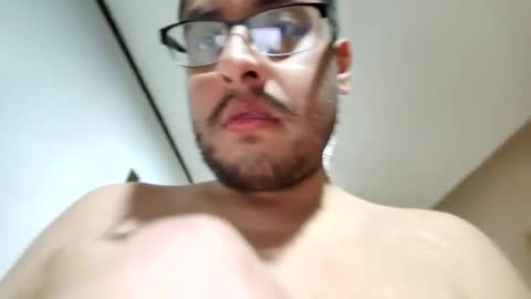 Snapshot of meltingdab chatting on 10.17.25 meltingdab online show from 10.17.25