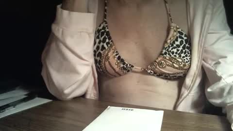 I am usually high and horny...lol online show from 04.27.26