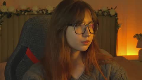 Mia online show from 10.08.25