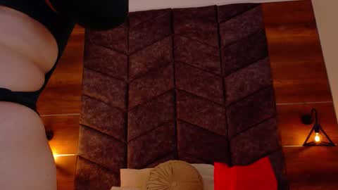  Memphis Williams  online show from 03.05.26