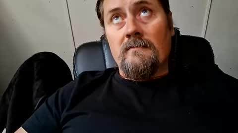 men10_12_1983 online show from 09.12.25