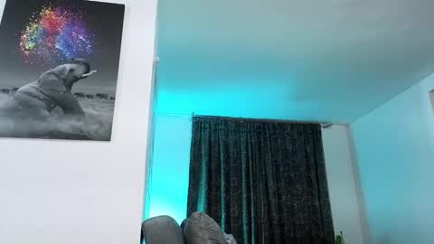 Menca of your love online show from 11.29.25