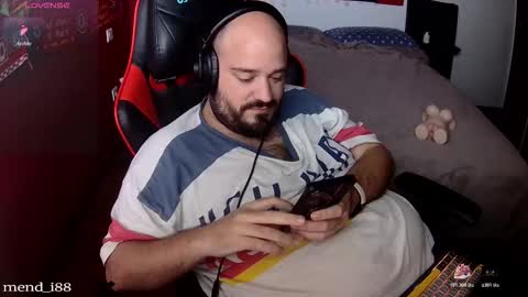 menditeta online show from 10.26.25