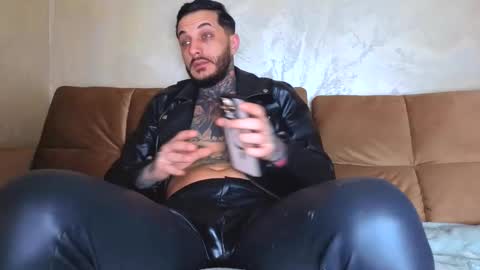 Snapshot of mentoxxl chatting on 03.24.26 Fallow my ONLYFANS for xxx daily online show from 03.24.26