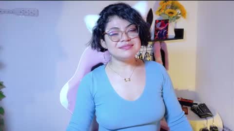 Snapshot of meow_cat4 chatting on 07.23.26 Cata online show from 07.23.26