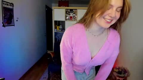 Flora  Next stream November 17th at 6  GMT online show from 05.08.26