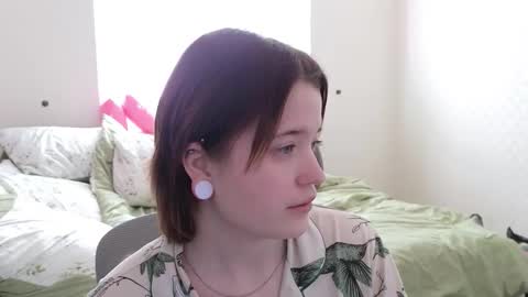 meowme online show from 11.04.25