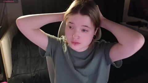 Snapshot of meowki4 chatting on 02.23.26 meowme online show from 02.23.26