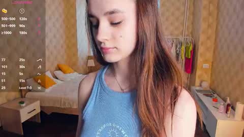 Snapshot of meoww_meows chatting on 12.14.25 Julie online show from 12.14.25