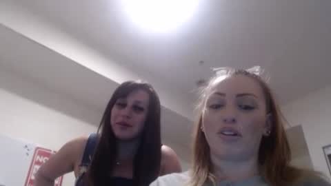 Snapshot of meowzers777 chatting on 10.14.25 meowzers777 online show from 10.14.25