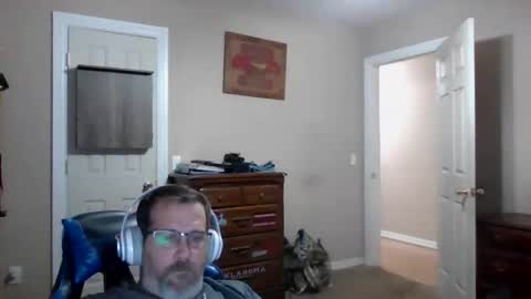 Snapshot of mercer1977 chatting on 10.12.25 mercer1977 online show from 10.12.25