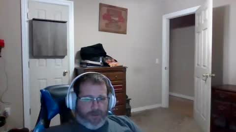 Snapshot of mercer1977 chatting on 12.15.25 mercer1977 online show from 12.15.25