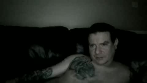 Snapshot of mercher627021 chatting on 10.17.25 ezio online show from 10.17.25