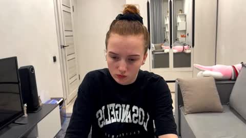 Snapshot of mercybranscom chatting on 02.02.26 Anna online show from 02.02.26